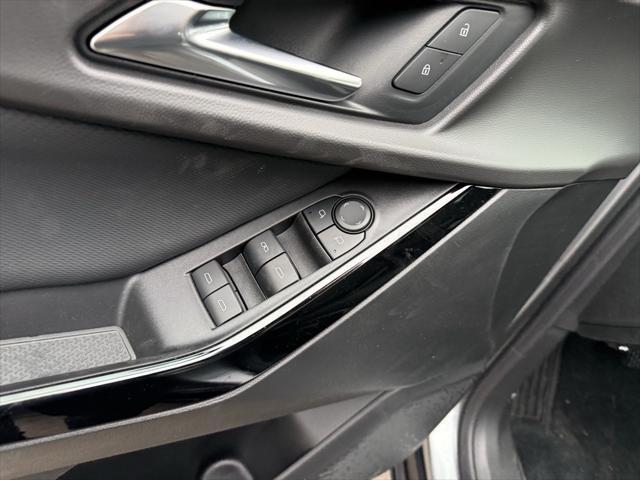 new 2025 Chevrolet Equinox car, priced at $30,490