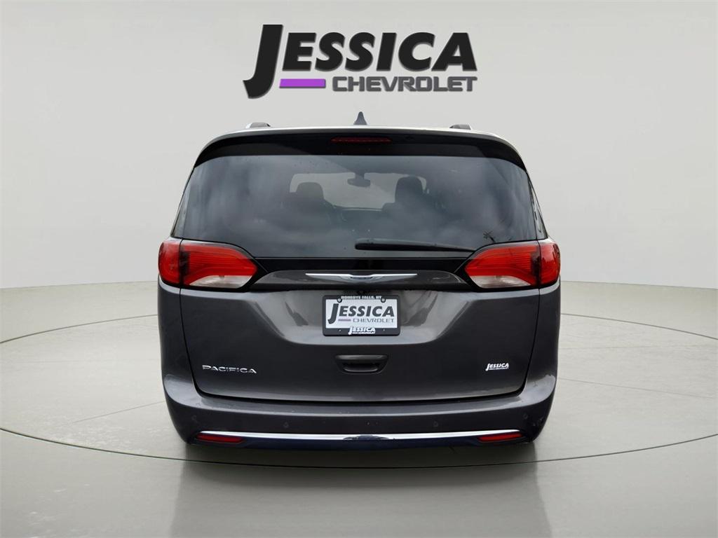 used 2020 Chrysler Pacifica car, priced at $13,995