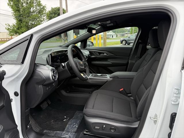 new 2025 Chevrolet Equinox EV car, priced at $39,564
