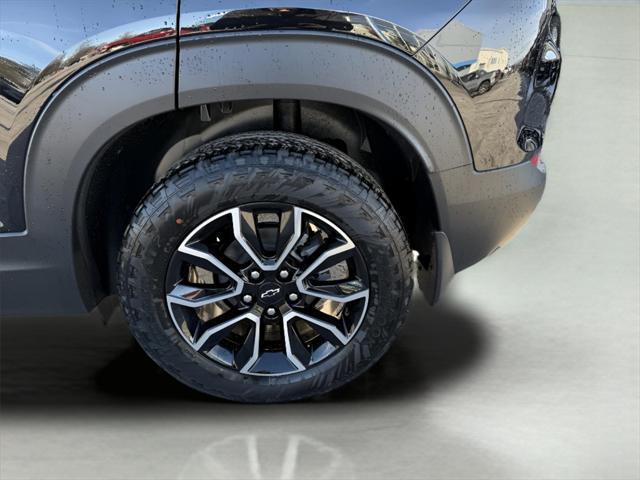 new 2025 Chevrolet TrailBlazer car, priced at $29,245