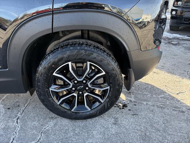 new 2025 Chevrolet TrailBlazer car, priced at $29,245