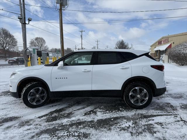 new 2025 Chevrolet Blazer car, priced at $39,460