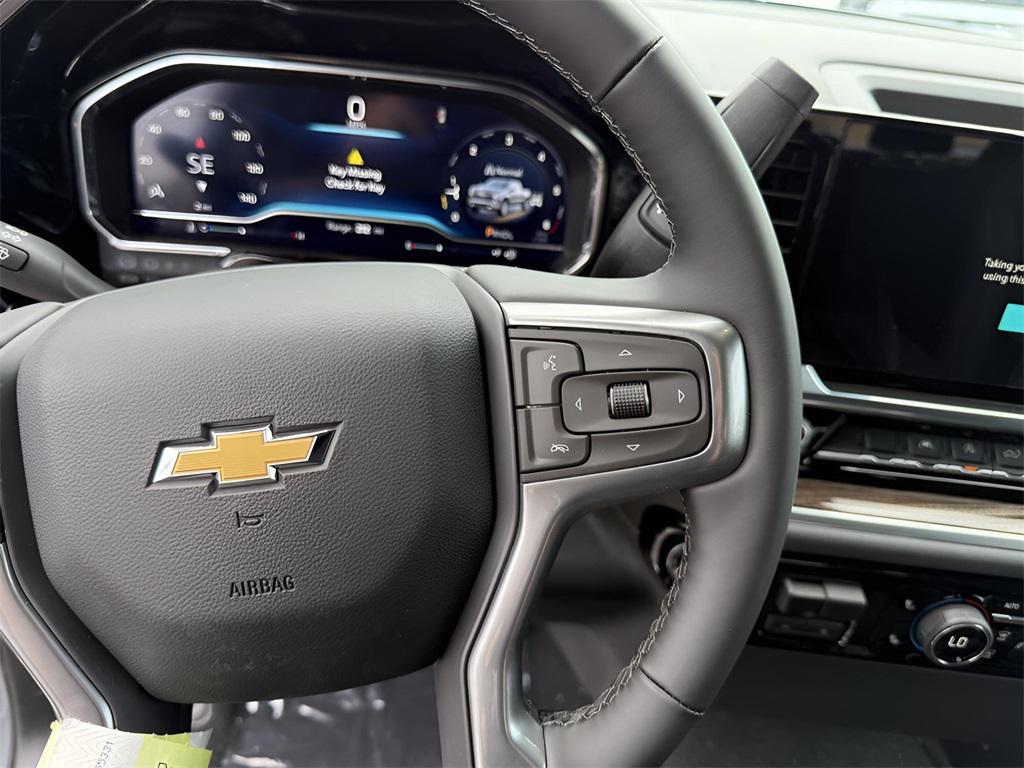 new 2025 Chevrolet Silverado 1500 car, priced at $51,894