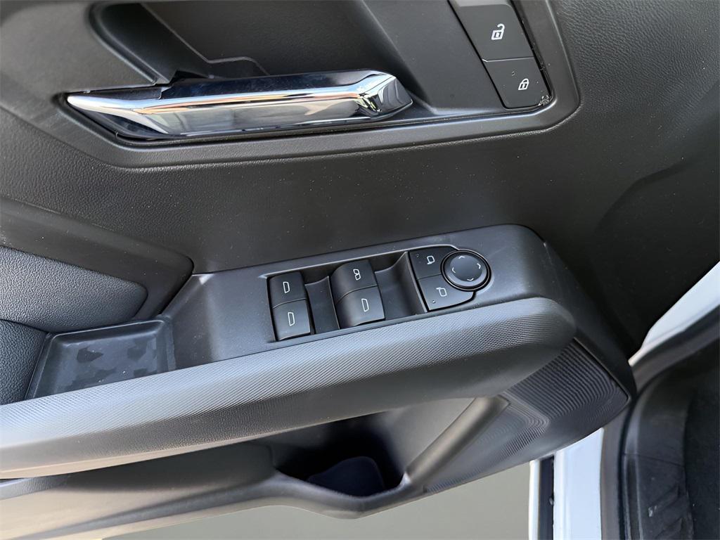 new 2025 Chevrolet Colorado car, priced at $42,305
