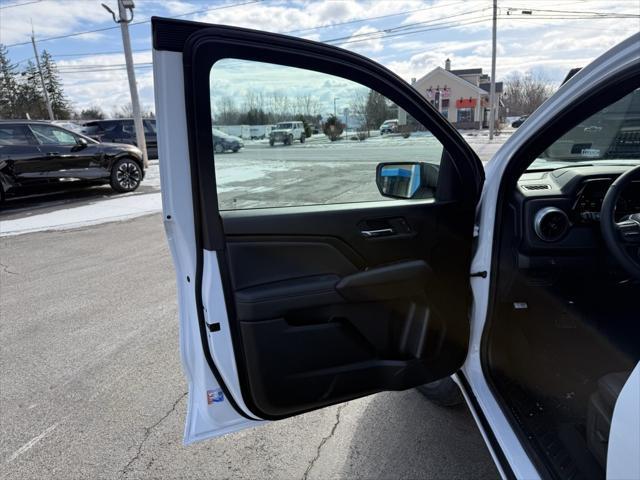 new 2025 Chevrolet Colorado car, priced at $42,305