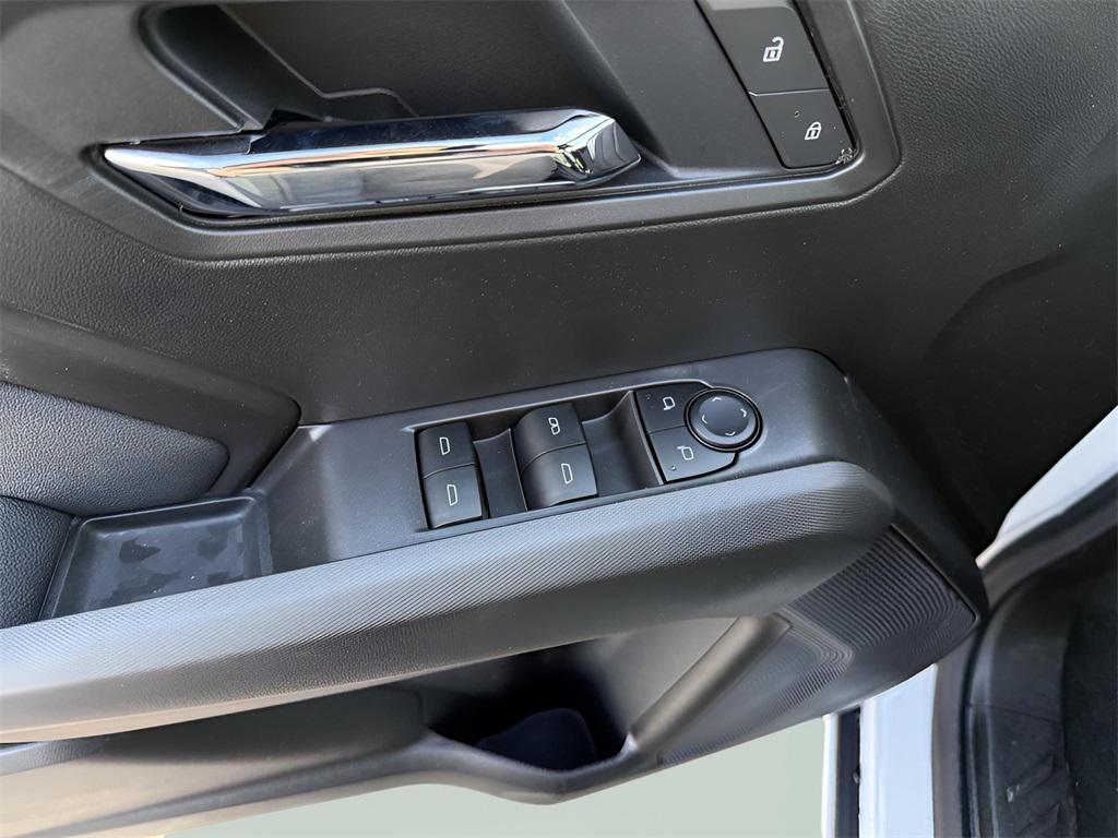 new 2025 Chevrolet Colorado car, priced at $42,305