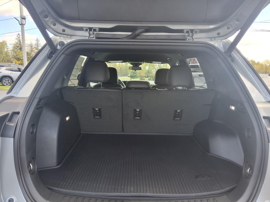 new 2026 Chevrolet Equinox car, priced at $38,670