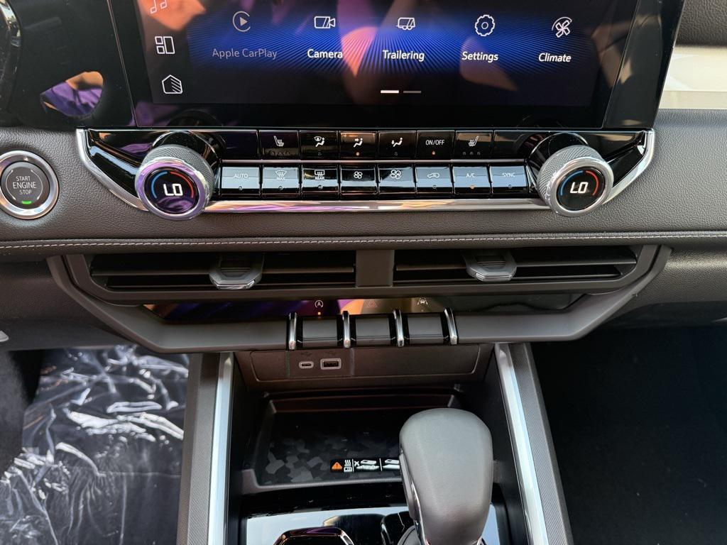 new 2026 Chevrolet Colorado car, priced at $45,290