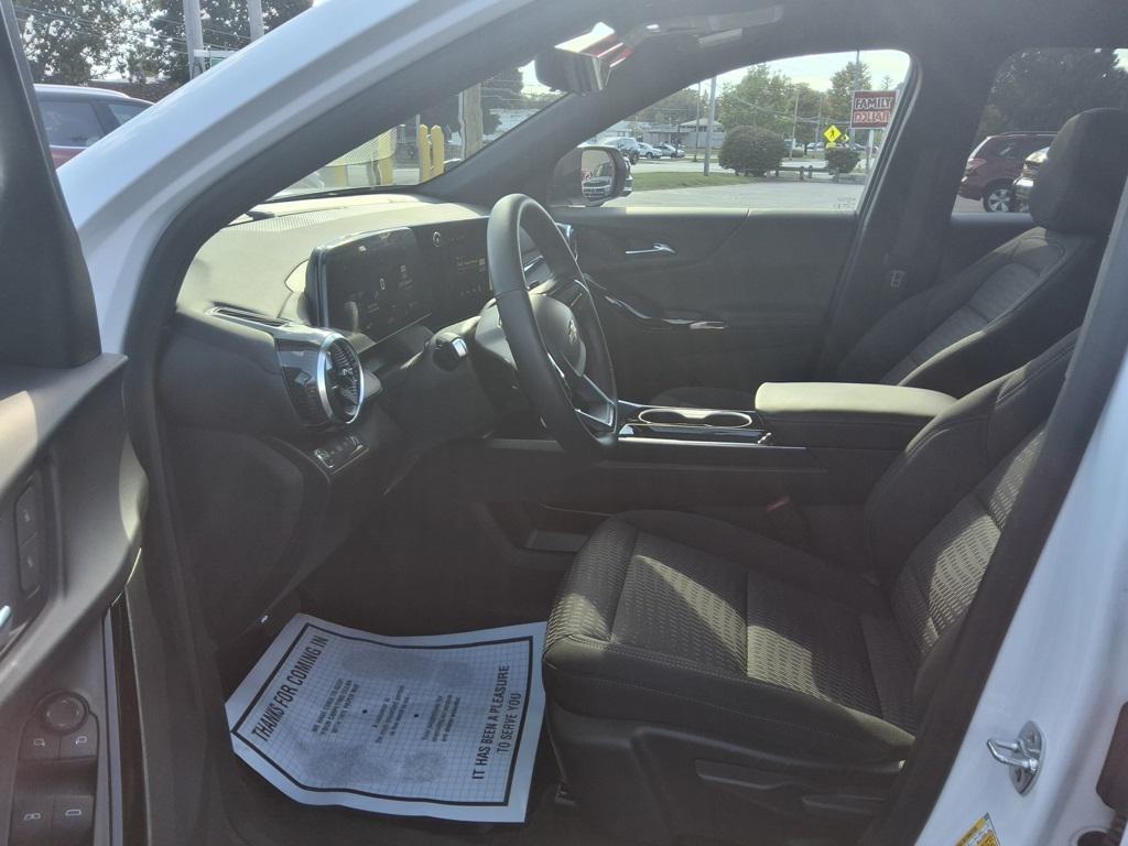 new 2025 Chevrolet Equinox car, priced at $33,080