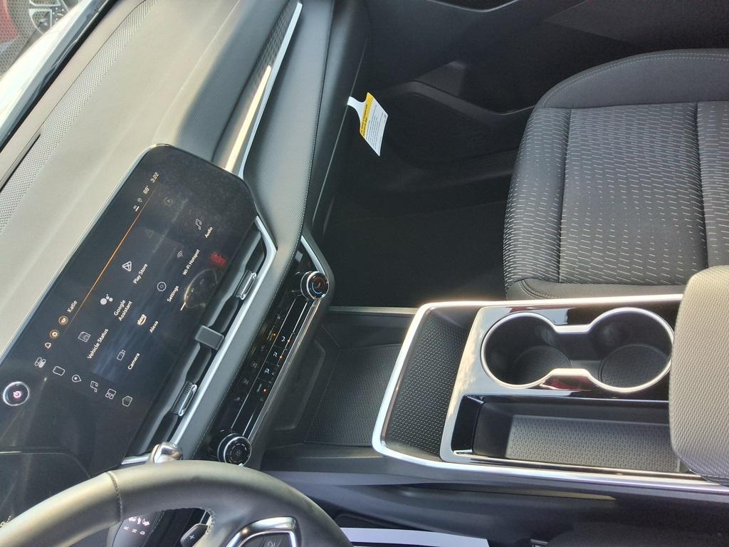 new 2025 Chevrolet Equinox car, priced at $33,080