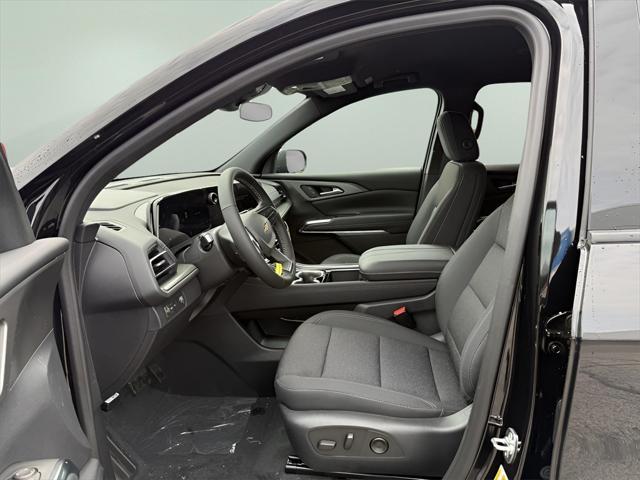 new 2025 Chevrolet Traverse car, priced at $42,345