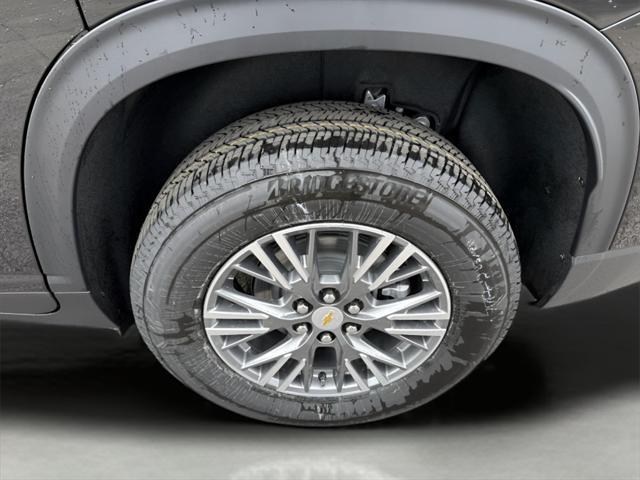 new 2025 Chevrolet Traverse car, priced at $42,345