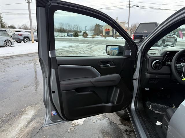 new 2025 Chevrolet Colorado car, priced at $45,645