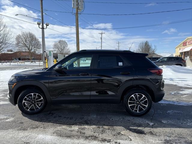 new 2025 Chevrolet TrailBlazer car, priced at $26,585