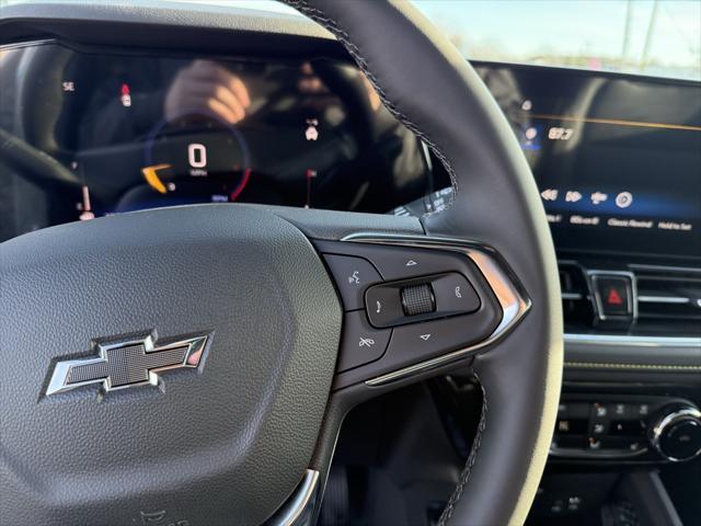 new 2025 Chevrolet TrailBlazer car, priced at $32,330