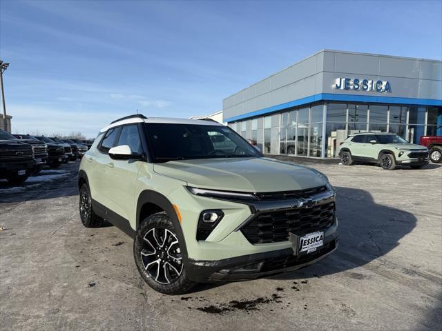 new 2025 Chevrolet TrailBlazer car, priced at $32,330