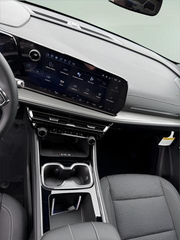 new 2025 Chevrolet Traverse car, priced at $44,195