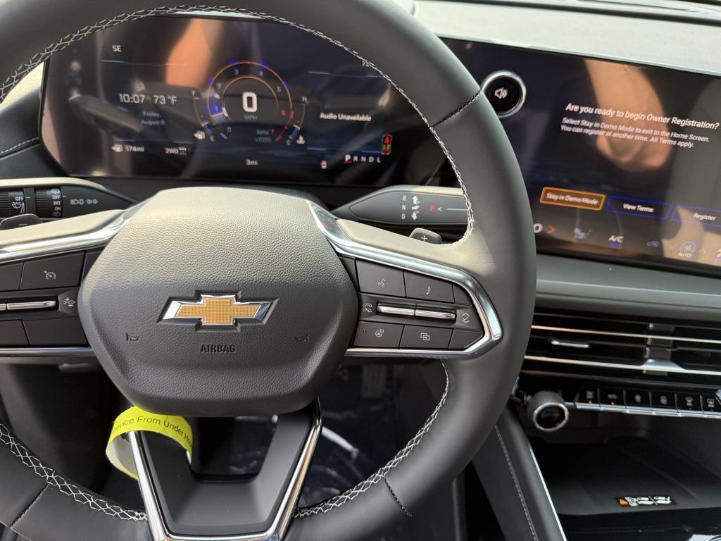 new 2026 Chevrolet Traverse car, priced at $44,990