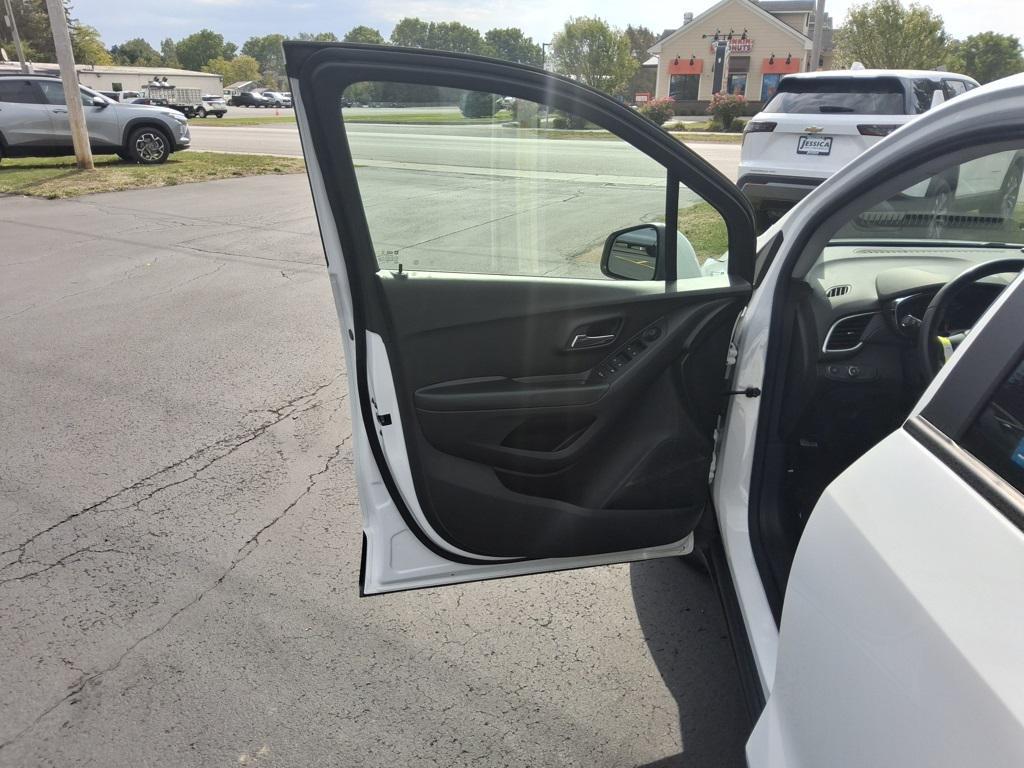 used 2022 Chevrolet Trax car, priced at $18,775