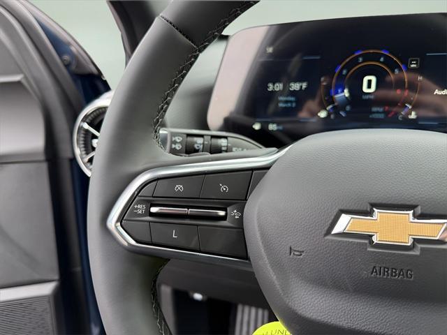 new 2025 Chevrolet Equinox car, priced at $30,490