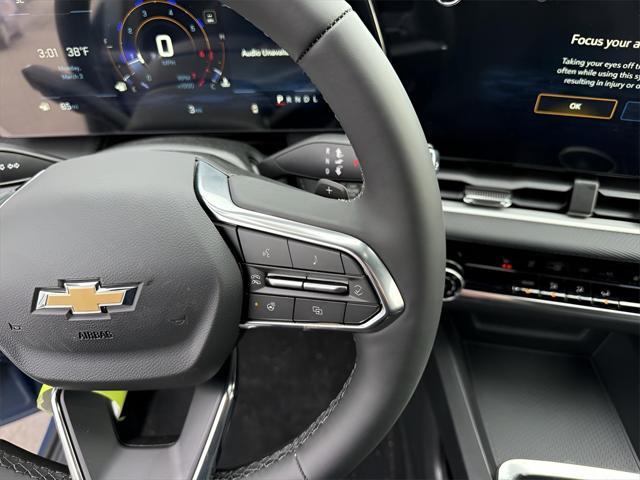 new 2025 Chevrolet Equinox car, priced at $30,490
