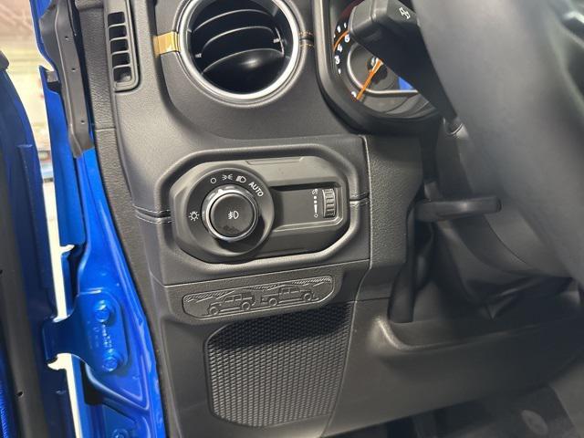 new 2025 Jeep Wrangler car, priced at $53,993