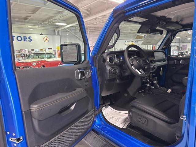 new 2025 Jeep Wrangler car, priced at $53,993