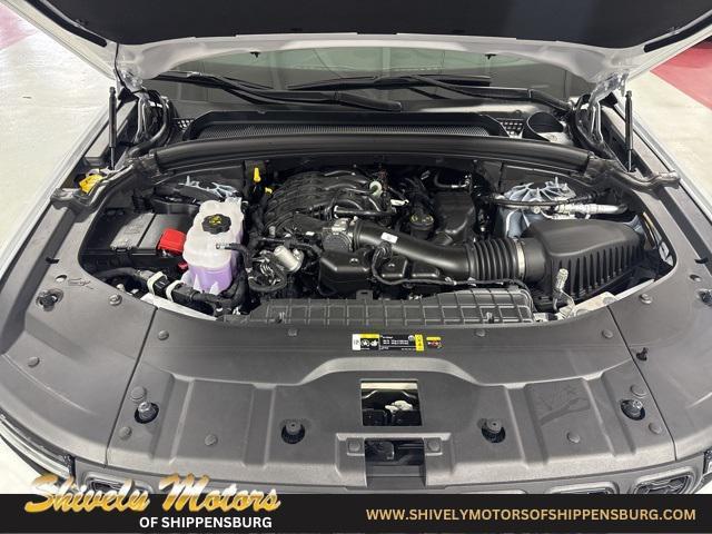 new 2025 Jeep Grand Cherokee L car, priced at $40,811