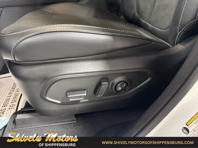 new 2025 Jeep Grand Cherokee L car, priced at $40,811