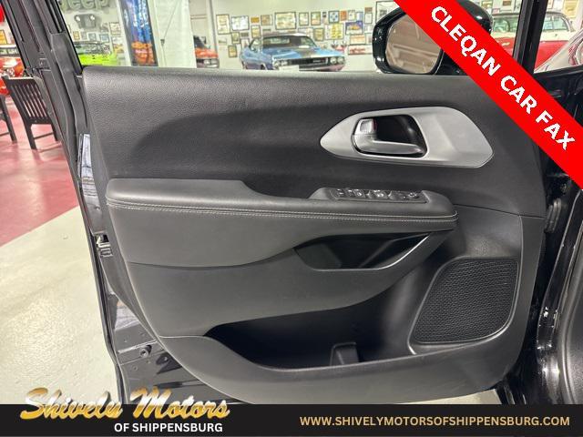 used 2024 Chrysler Pacifica car, priced at $31,495