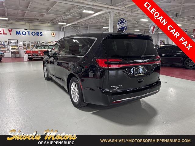 used 2024 Chrysler Pacifica car, priced at $31,495