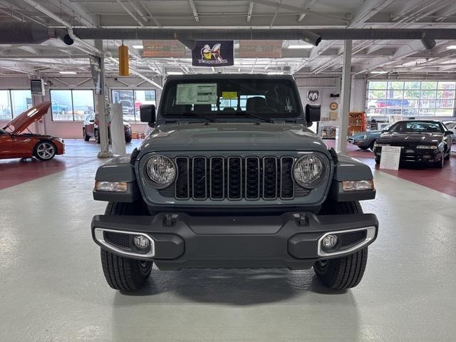 new 2025 Jeep Gladiator car, priced at $46,028