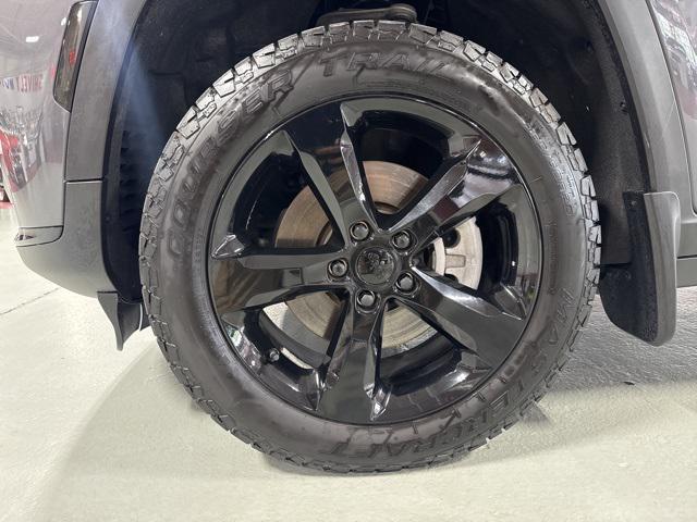 used 2023 Jeep Grand Cherokee L car, priced at $35,995