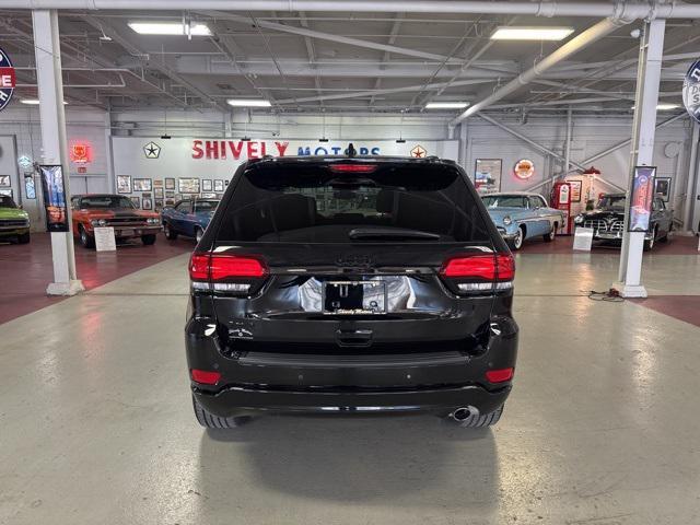 used 2022 Jeep Grand Cherokee car, priced at $30,995