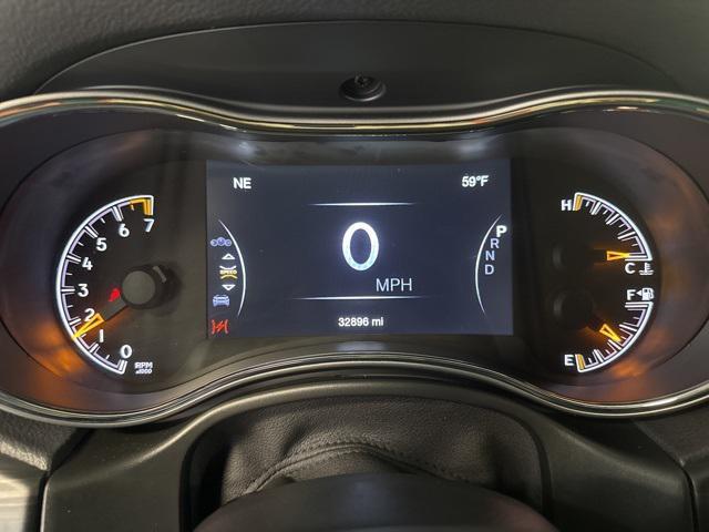 used 2022 Jeep Grand Cherokee car, priced at $30,995