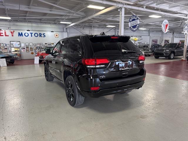 used 2022 Jeep Grand Cherokee car, priced at $30,995