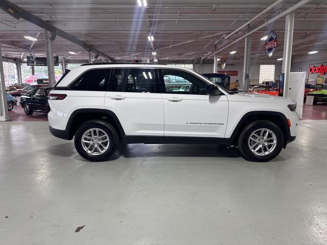 new 2025 Jeep Grand Cherokee car, priced at $38,346