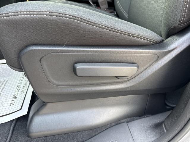 new 2025 Ram 1500 car, priced at $46,263