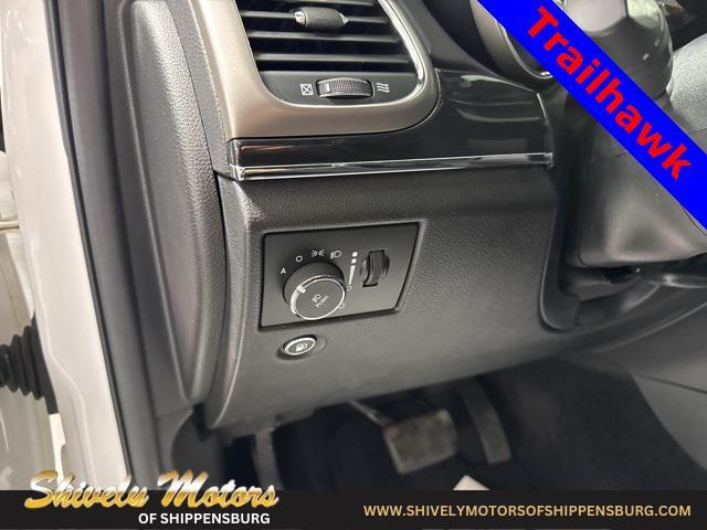 used 2018 Jeep Grand Cherokee car, priced at $21,995