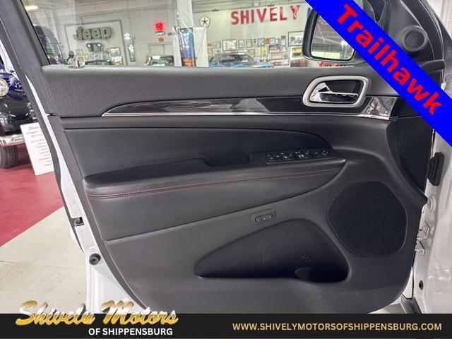 used 2018 Jeep Grand Cherokee car, priced at $21,995