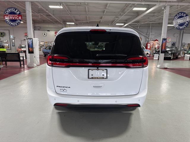 new 2026 Chrysler Pacifica car, priced at $40,865