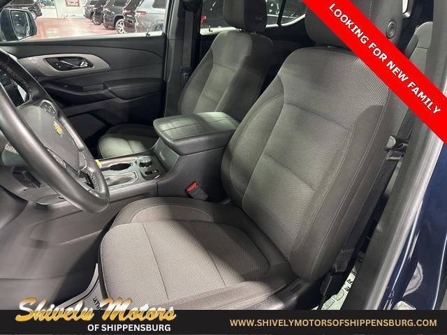 used 2023 Chevrolet Traverse car, priced at $33,495