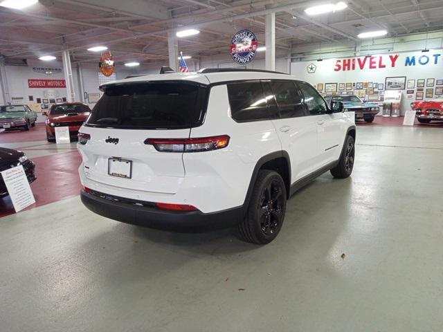 new 2024 Jeep Grand Cherokee L car, priced at $45,667