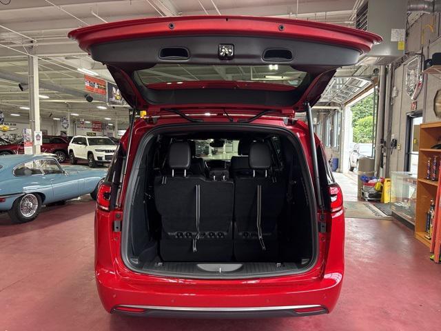 new 2026 Chrysler Pacifica car, priced at $45,692