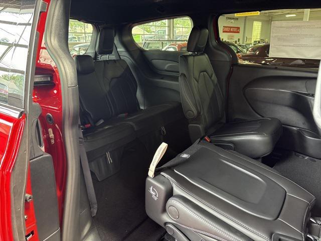 new 2026 Chrysler Pacifica car, priced at $45,692