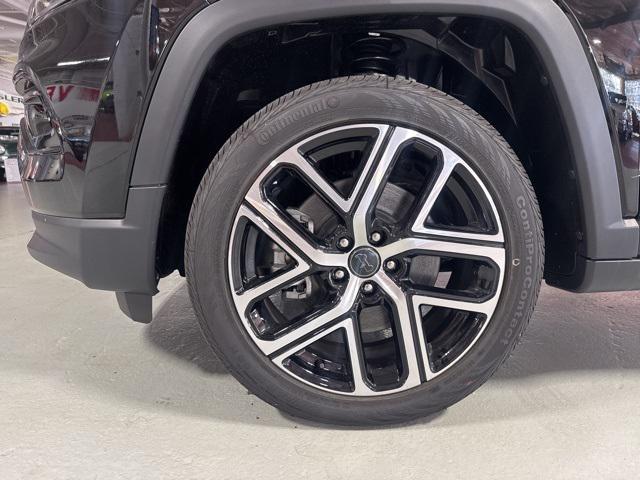 new 2025 Jeep Compass car, priced at $32,493