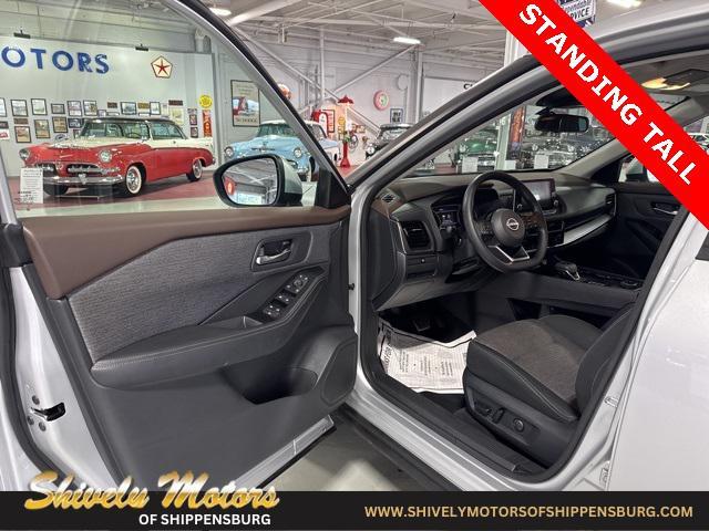 used 2022 Nissan Rogue car, priced at $24,295