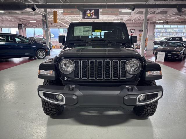 new 2025 Jeep Gladiator car, priced at $42,493