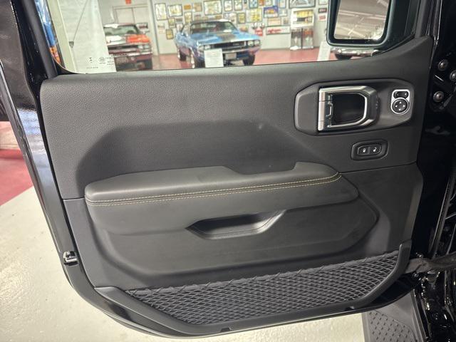 new 2025 Jeep Gladiator car, priced at $42,493