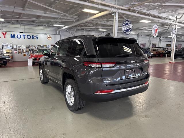 new 2025 Jeep Grand Cherokee car, priced at $41,680